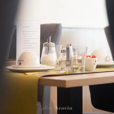 Acacia Hotel 2*