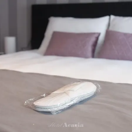 Acacia Hotel